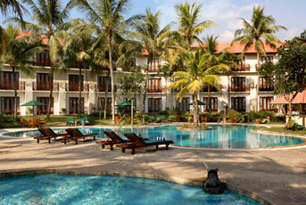 Sheraton Hotel & Tower, Bandung - Swimming Pool