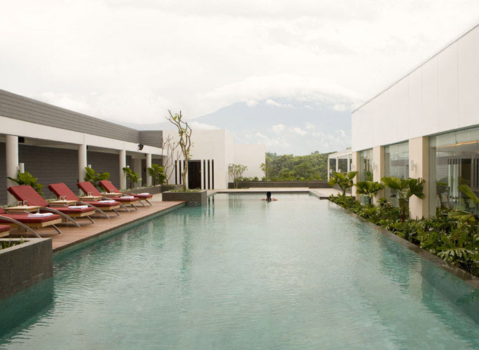 Santika Hotel - Bogor, Swimming Pool