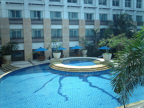 Novotel Mangga Dua, Jakarta - Swimming Pool