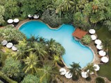 Surabaya Indonesia Hotels - Shangri La Hotel Swimming Pool