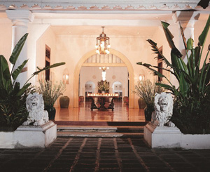 Tugu Sri Lestari Hotel Blitar - East Java, Hotel Exterior